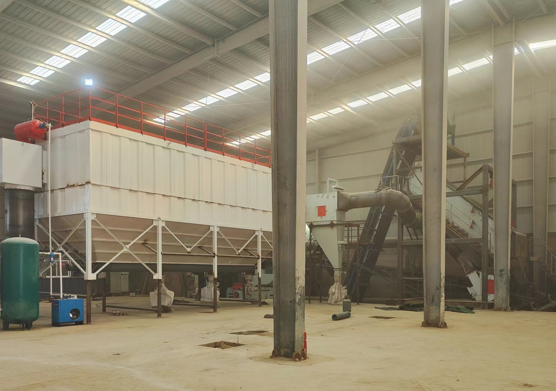 與平面制砂相比，干法制砂樓有哪些優(yōu)勢(shì)？