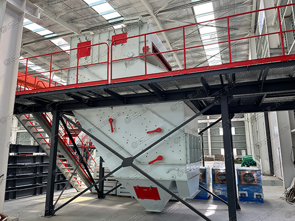 高頻篩，細(xì)物料篩分專家，效率高還不堵孔