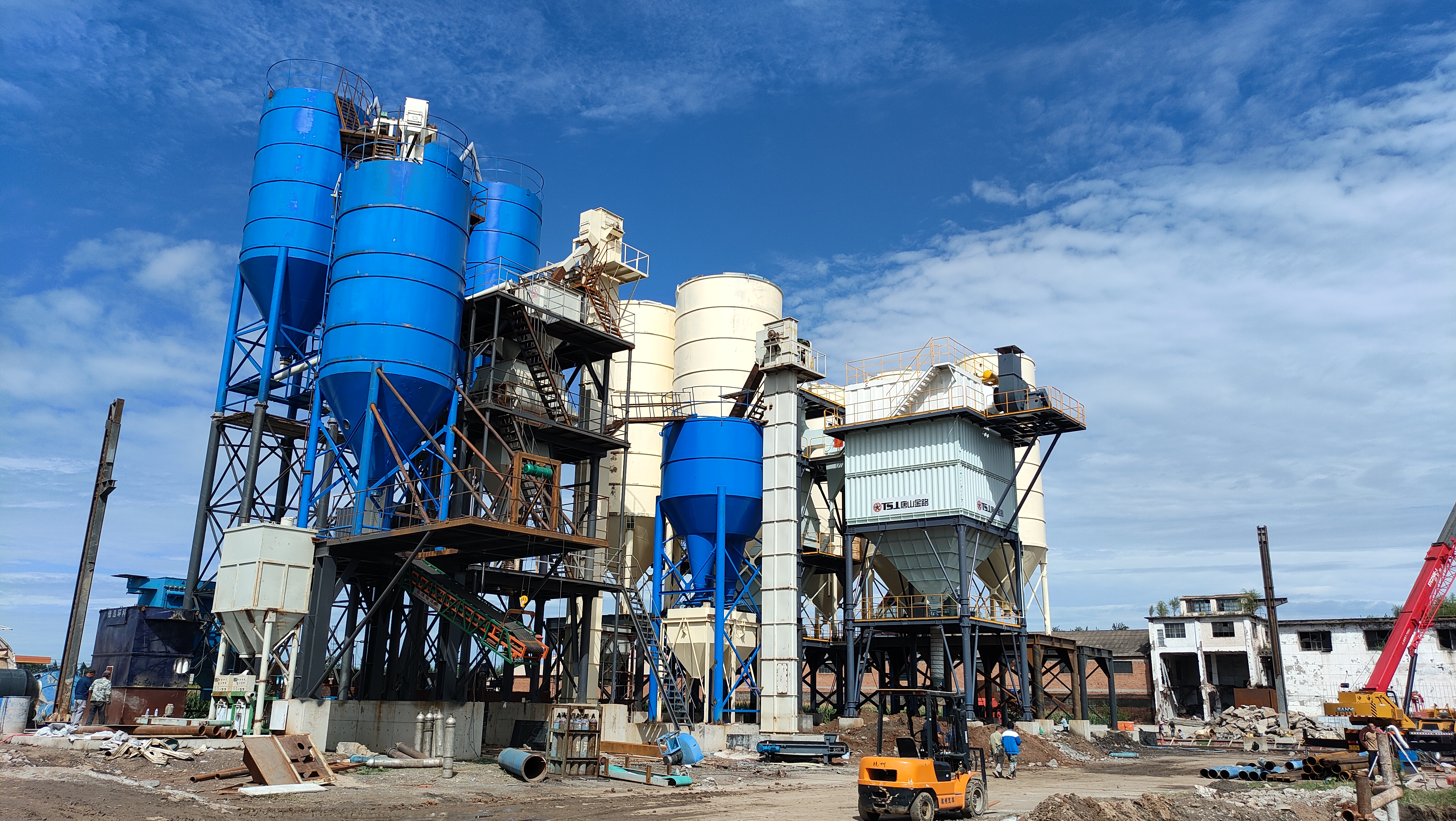 唐山金路制砂樓：智能引領(lǐng)，生產(chǎn)無(wú)憂