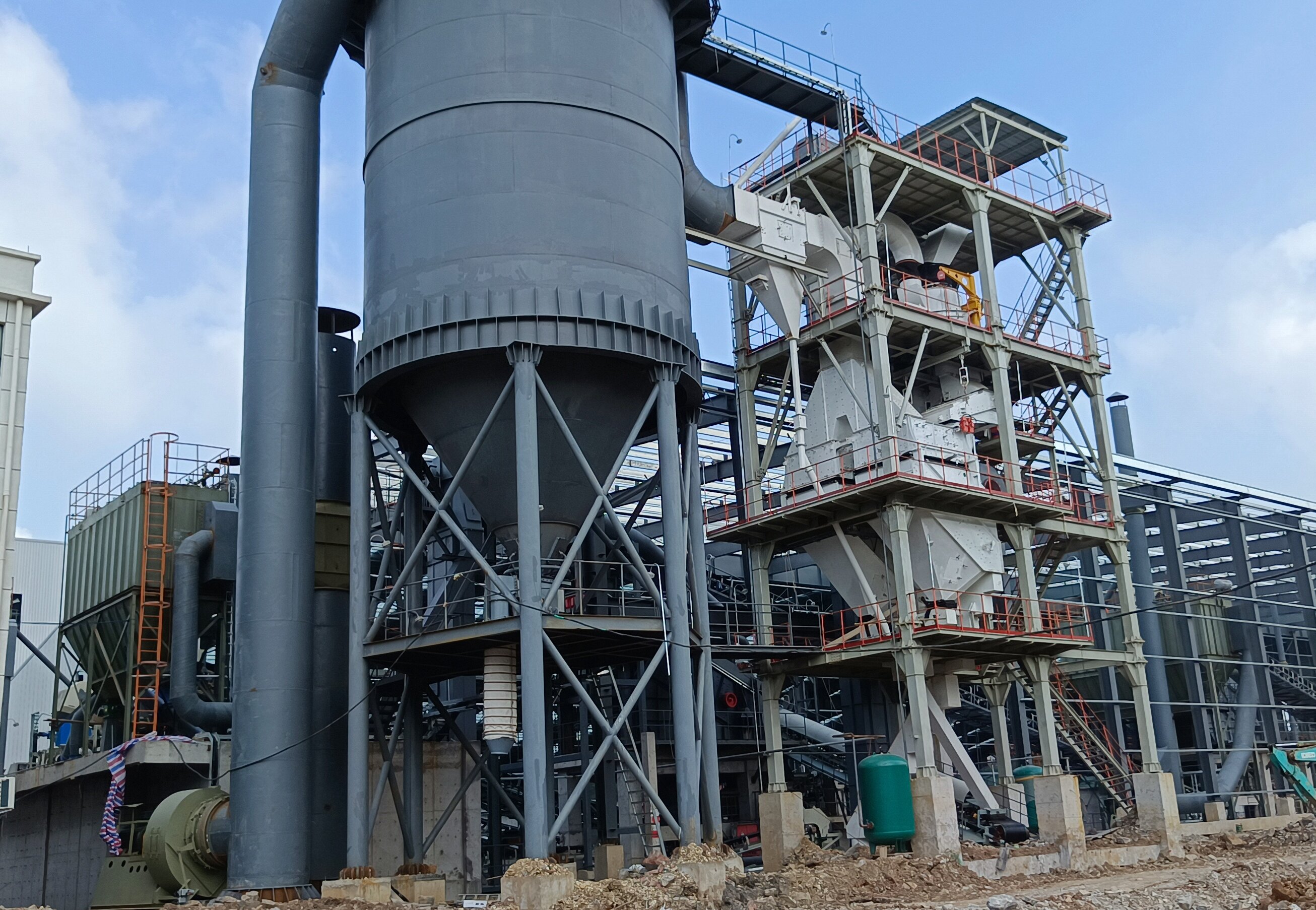 干法制砂樓成品砂品質(zhì)卓越，引領(lǐng)行業(yè)新潮流
